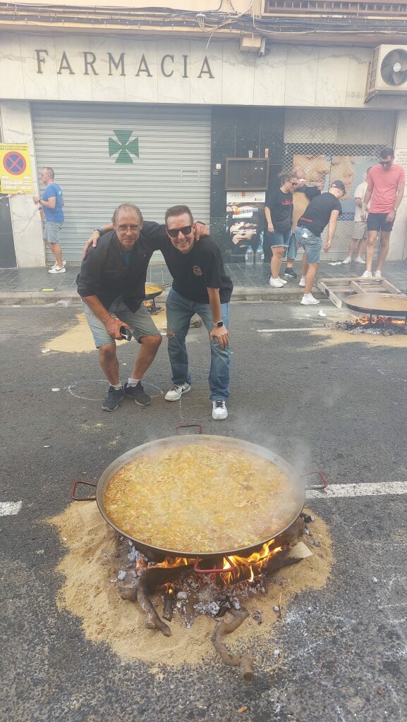 PAELLAS AGRUPACIÓN 25 (45)